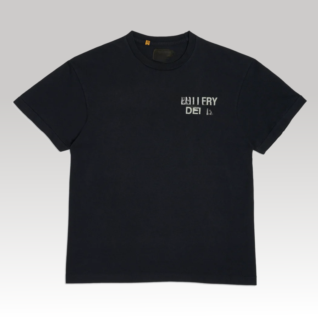 Souvenir Tee Black