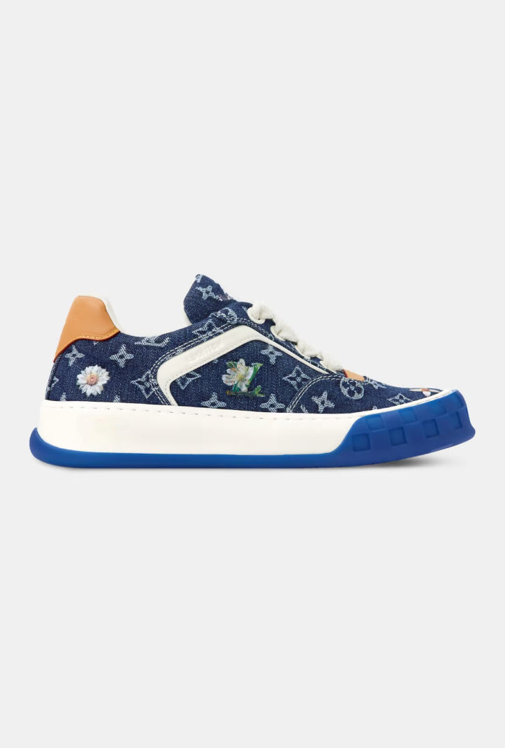 Tilted Sneaker
