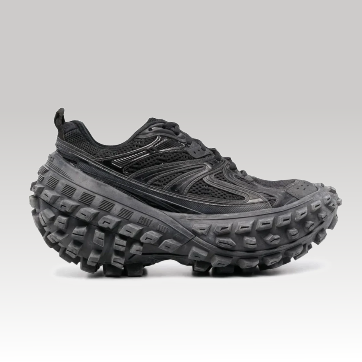 Defender Chunky Sneaker Black